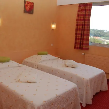 Logis Les Parcs Ξενοδοχείο 3*
