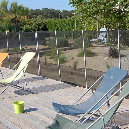 Logis Les Parcs Ξενοδοχείο Talmont-Saint-Hilaire