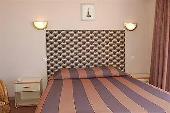 Logis Les Parcs Ξενοδοχείο
