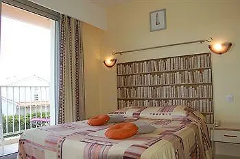 Logis Les Parcs 3*