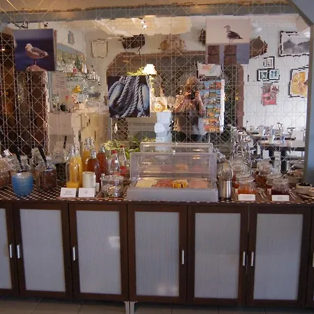Logis Les Parcs Ξενοδοχείο Talmont-Saint-Hilaire