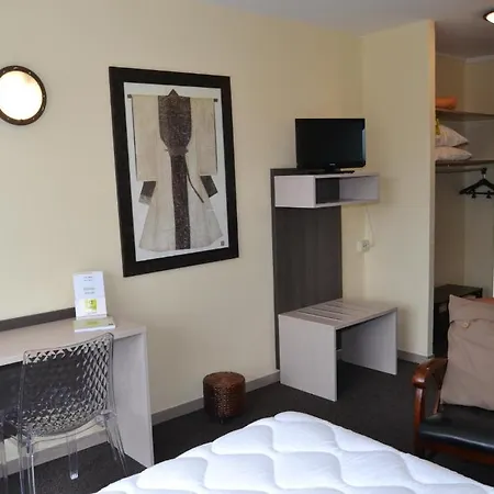 Hotel Logis Les Parcs Talmont-Saint-Hilaire